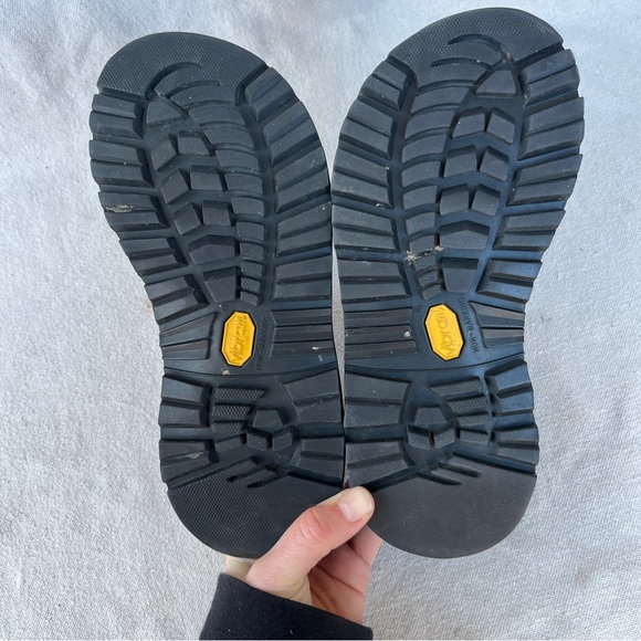 Chaco Z/2 Classic Black and Rust Sandals for Hiking and Casual Wear W7 /M5.5 EUC - Picture 10 of 11